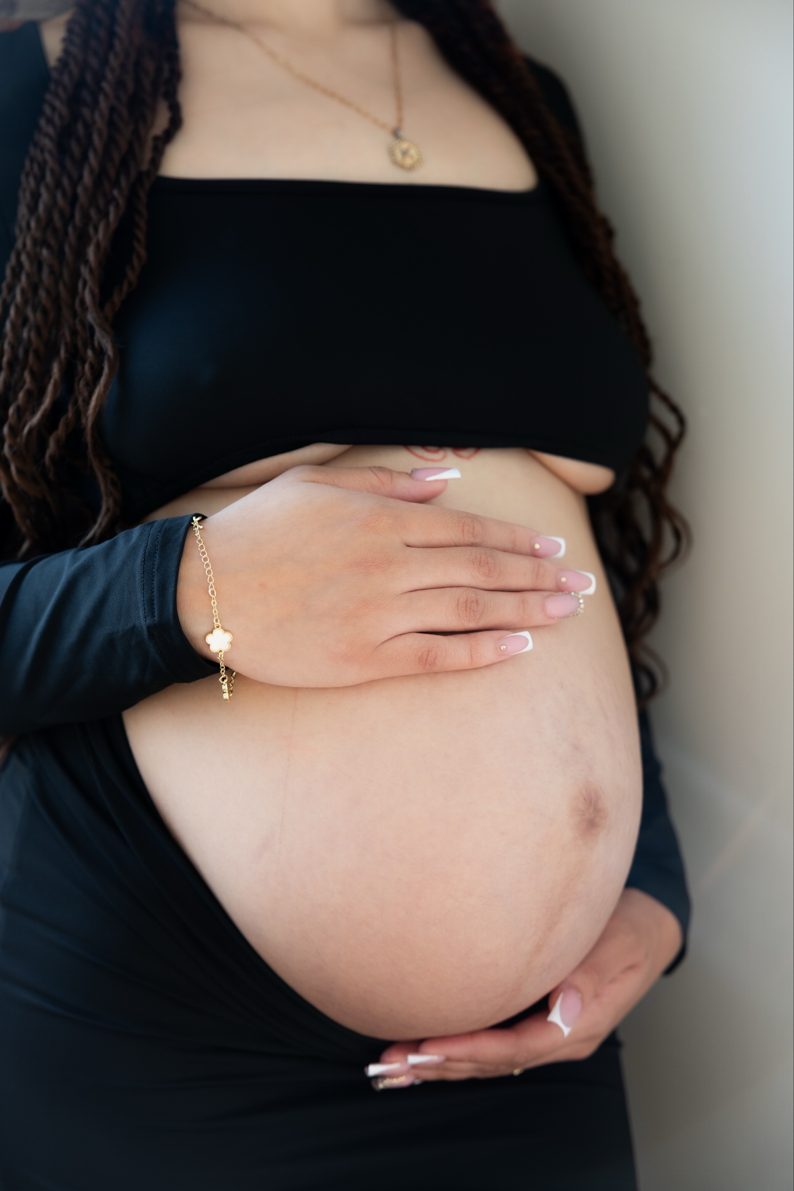 Maternity photography portfolio image